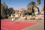 Club de Tenis y Padel Lew Hoad
